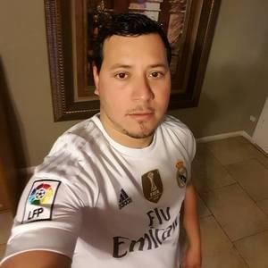 Meet your Posher, Roberto